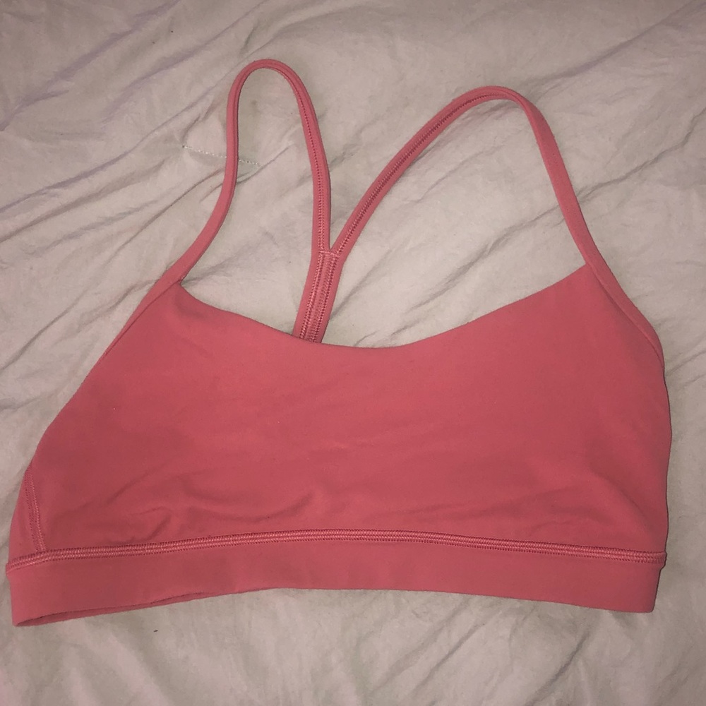 Pink lululemon sports bra